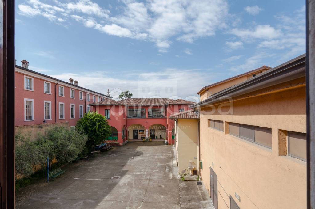 casa indipendente in vendita a Rezzato