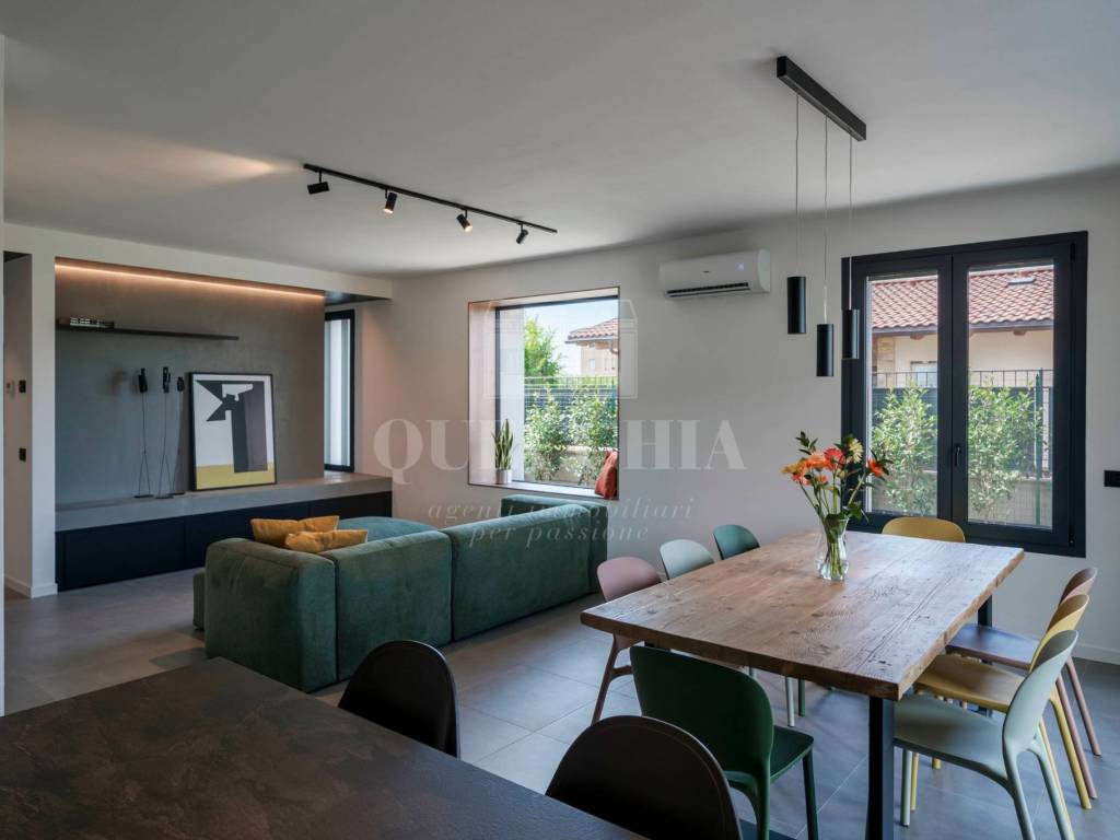 casa indipendente in vendita a Rezzato