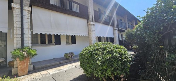casa indipendente in vendita a Rezzato in zona Treponti