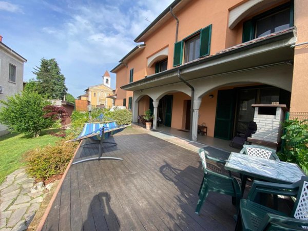 casa indipendente in vendita a Rezzato in zona San Giacomo