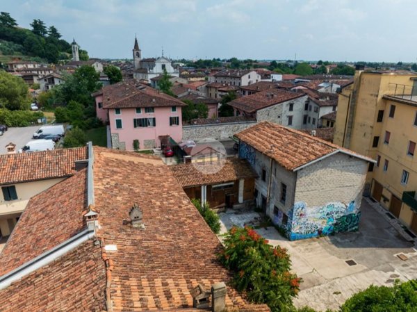 casale in vendita a Rezzato