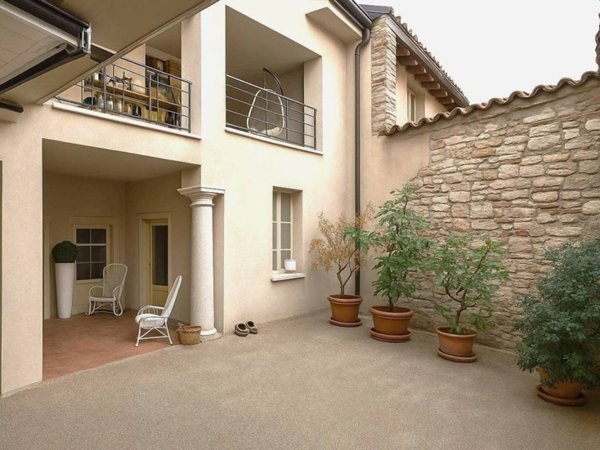 intera palazzina in vendita a Rezzato