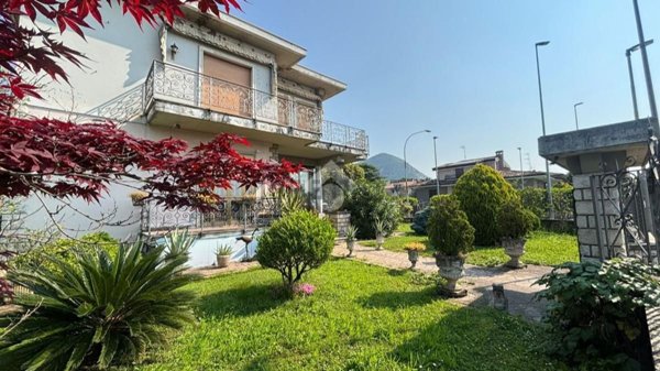 casa indipendente in vendita a Rezzato