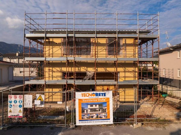 casa indipendente in vendita a Rezzato