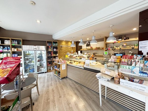 negozio in vendita a Rezzato