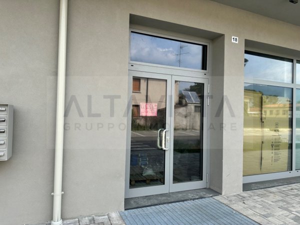 negozio in vendita a Rezzato