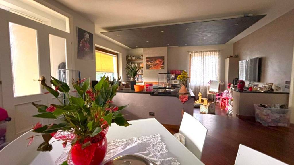 casa indipendente in vendita a Rezzato