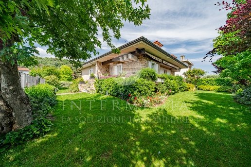 casa indipendente in vendita a Rezzato