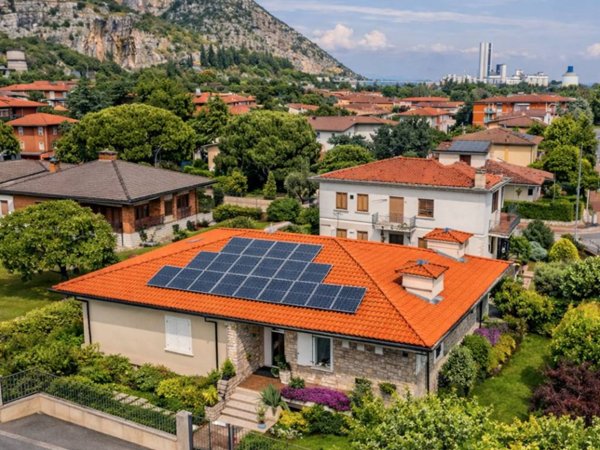 casa indipendente in vendita a Rezzato