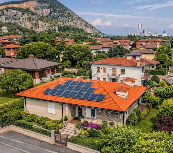 casa indipendente in vendita a Rezzato