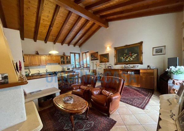 casa indipendente in vendita a Rezzato