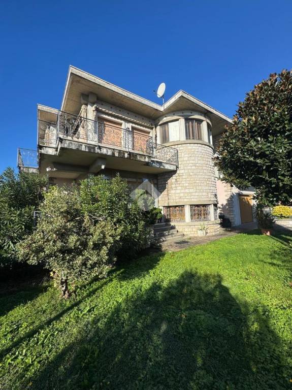 casa indipendente in vendita a Rezzato