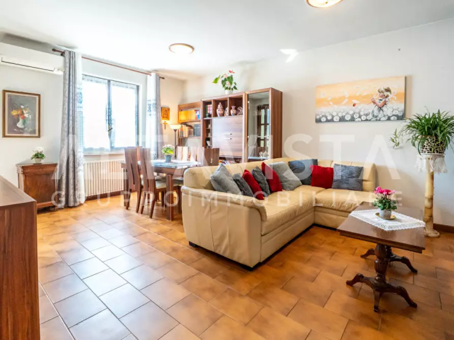 casa indipendente in vendita a Rezzato in zona Treponti