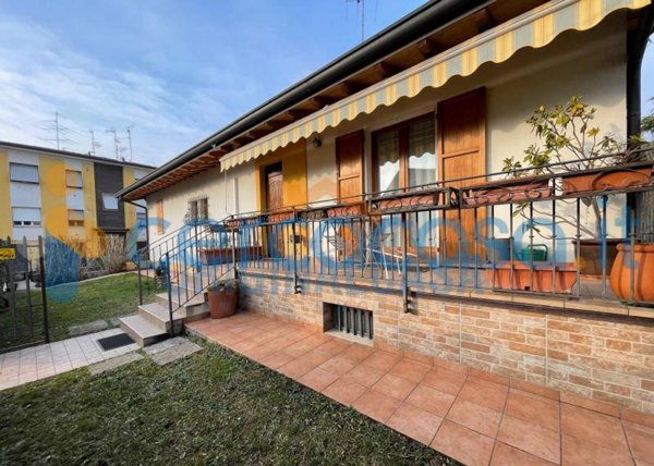 casa indipendente in vendita a Rezzato