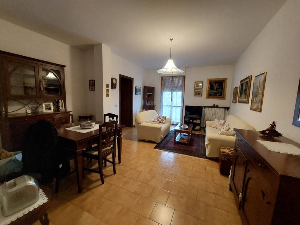 appartamento in vendita a Rezzato in zona Virle