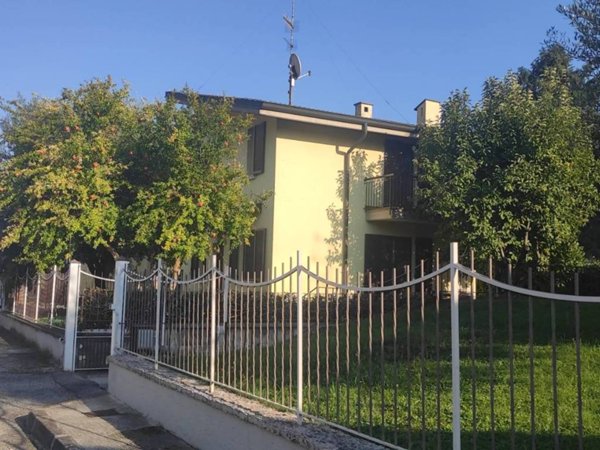 casa indipendente in vendita a Rezzato