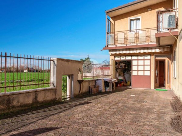 casa semindipendente in vendita a Rezzato