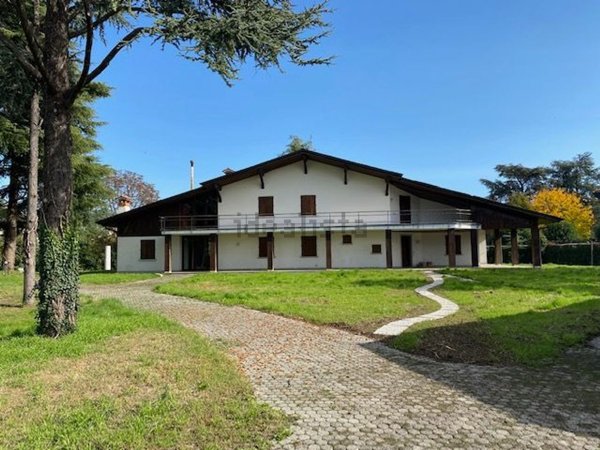 casa indipendente in vendita a Rezzato