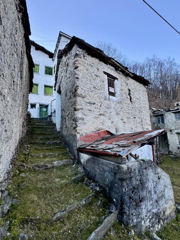 casa indipendente in vendita a Rezzato in zona San Giacomo