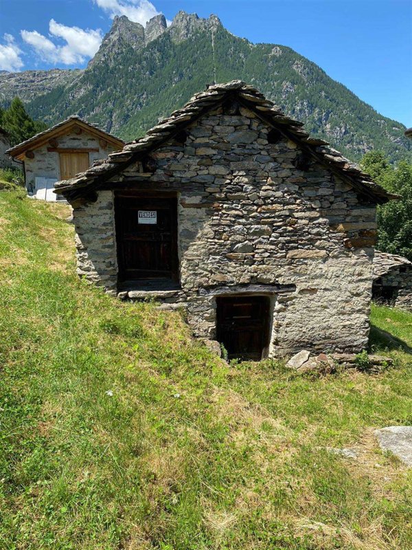 casa indipendente in vendita a Rezzato in zona San Giacomo