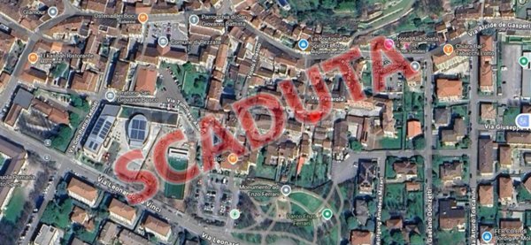 locale commerciale in vendita a Rezzato