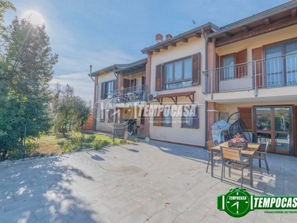 casa indipendente in vendita a Rezzato in zona San Giacomo