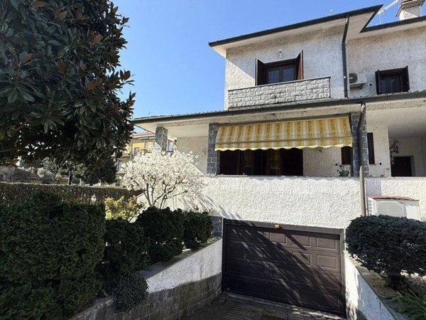 casa indipendente in vendita a Rezzato in zona San Giacomo