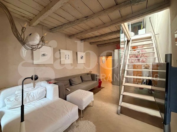 intera palazzina in vendita a Rezzato