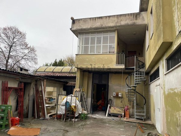 quadrivano in vendita a Rezzato in zona Virle