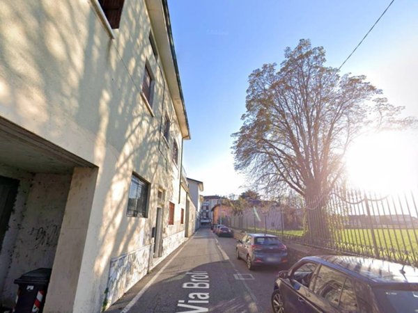 appartamento in vendita a Rezzato in zona Treponti
