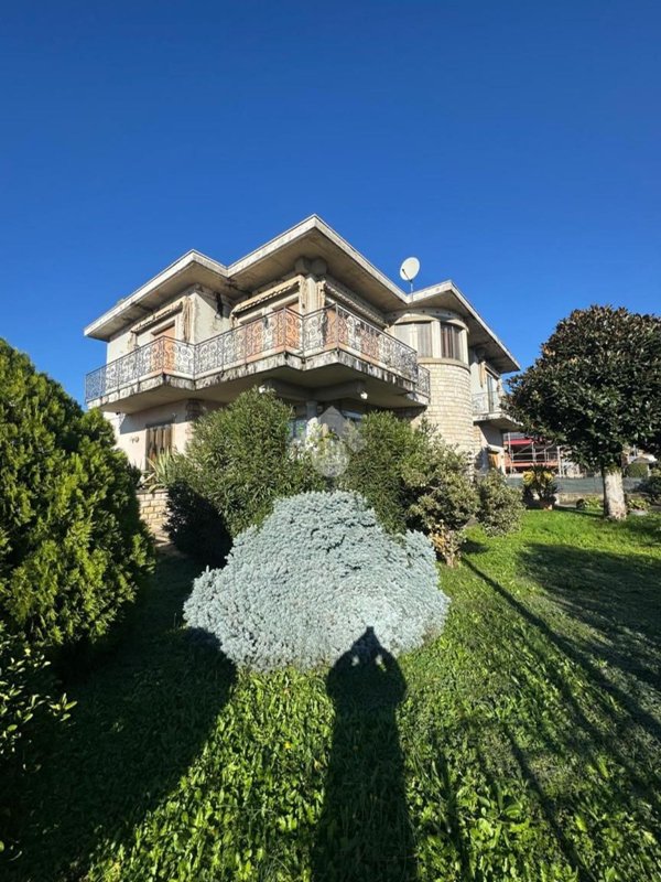 casa indipendente in vendita a Rezzato in zona Treponti