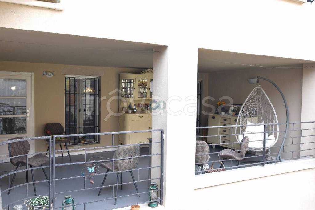 appartamento in vendita a Rezzato in zona Treponti