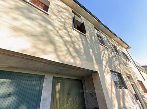 appartamento in vendita a Rezzato in zona Treponti