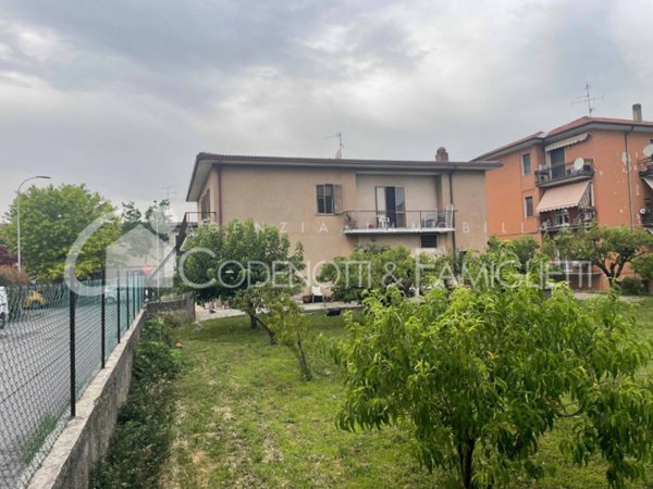 casa indipendente in vendita a Rezzato in zona Treponti