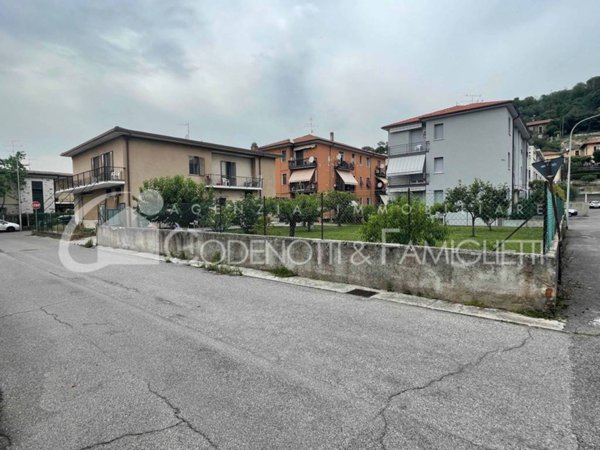 casa indipendente in vendita a Rezzato