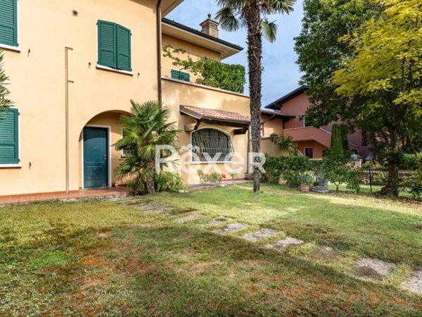 appartamento in vendita a Rezzato in zona Virle