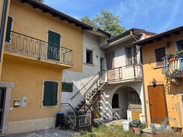 casa indipendente in vendita a Rezzato