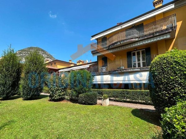 appartamento in vendita a Rezzato in zona Virle