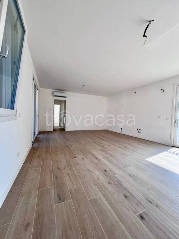 appartamento in vendita a Rezzato in zona Virle