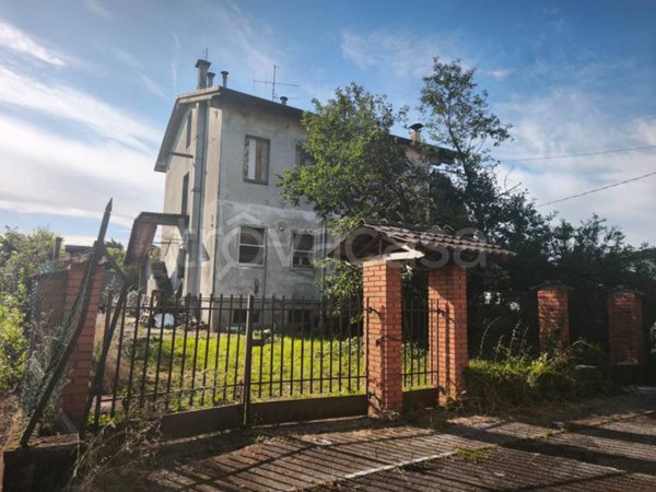 casa indipendente in vendita a Rezzato in zona Treponti