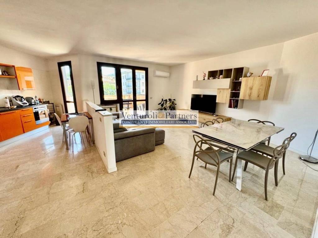 appartamento in vendita a Rezzato in zona Virle