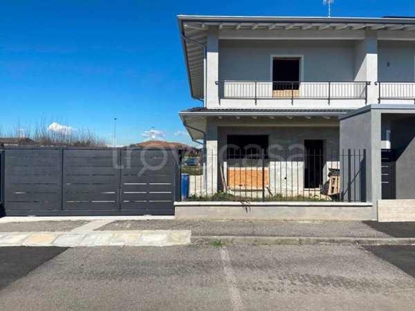 casa indipendente in vendita a Roccafranca