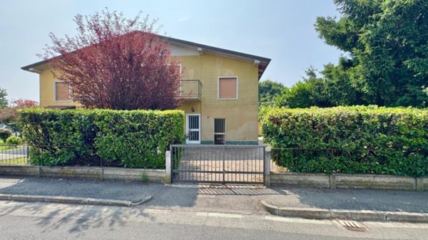 casa indipendente in vendita a Roccafranca