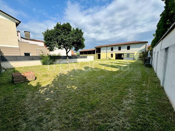 casa indipendente in vendita a Roccafranca in zona Ludriano