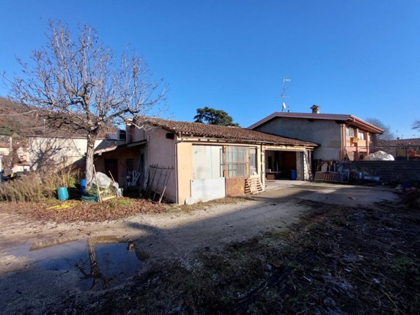 casa semindipendente in vendita a Rodengo Saiano