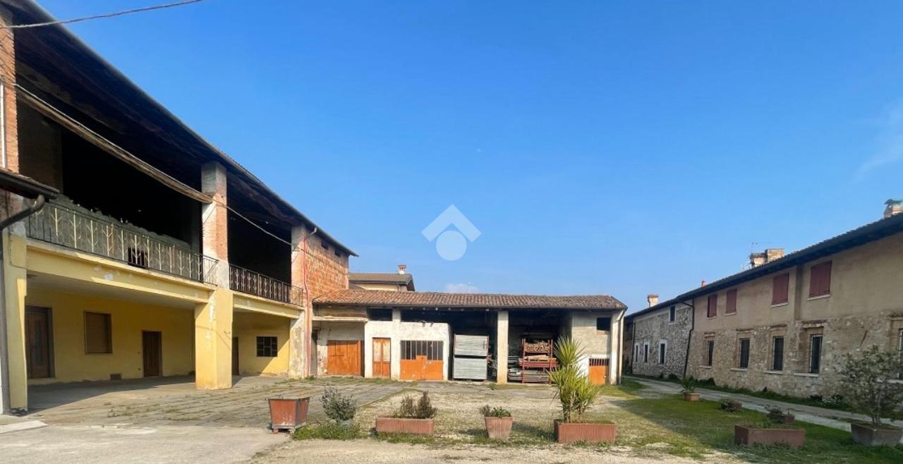 appartamento in vendita a Rodengo Saiano in zona Moie