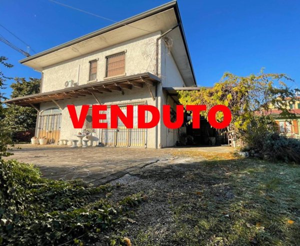 casa indipendente in vendita a Rodengo Saiano