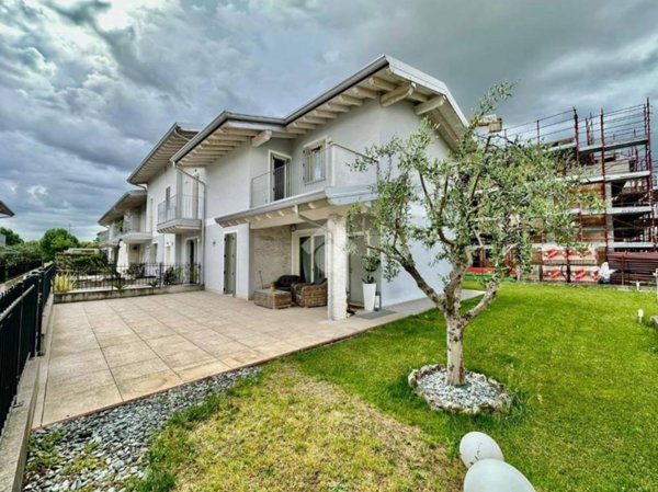 casa indipendente in vendita a Rodengo Saiano