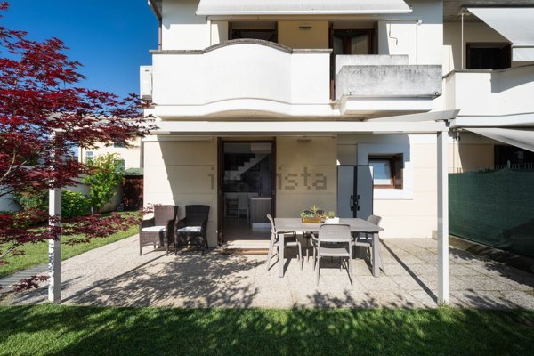 casa indipendente in vendita a Rodengo Saiano in zona Moie