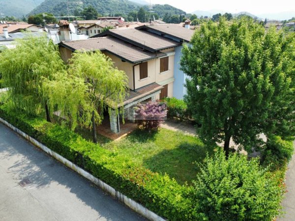 casa indipendente in vendita a Rodengo Saiano